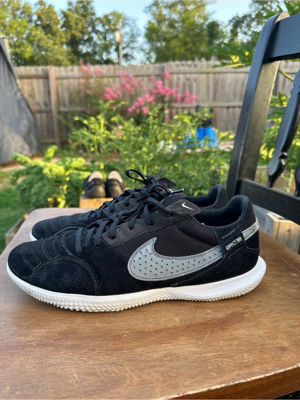 Nike Street Gato Black Off Noir 2021 indoor soccer shoes size 10 US